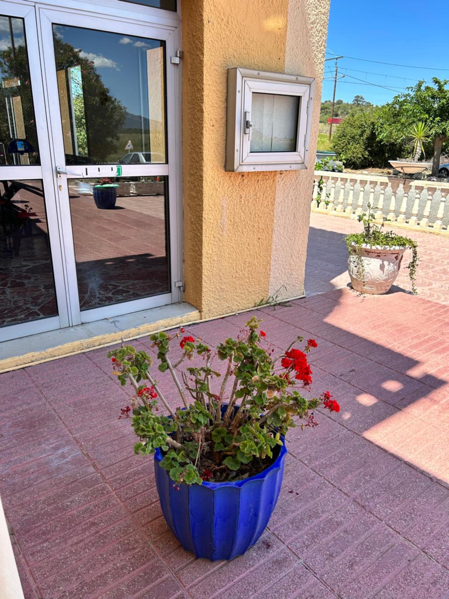 Hotel La Garenne Tresserre Bagian luar foto